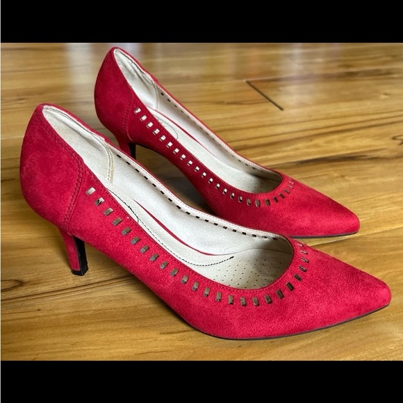 Life Stride Womens Red Pointy Toes Pumps Heels size 7.5 - Picture 8 of 8